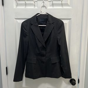 NWT Fall Banana Republic Women’s Blazer, Size 6, Grey. Brand new item!